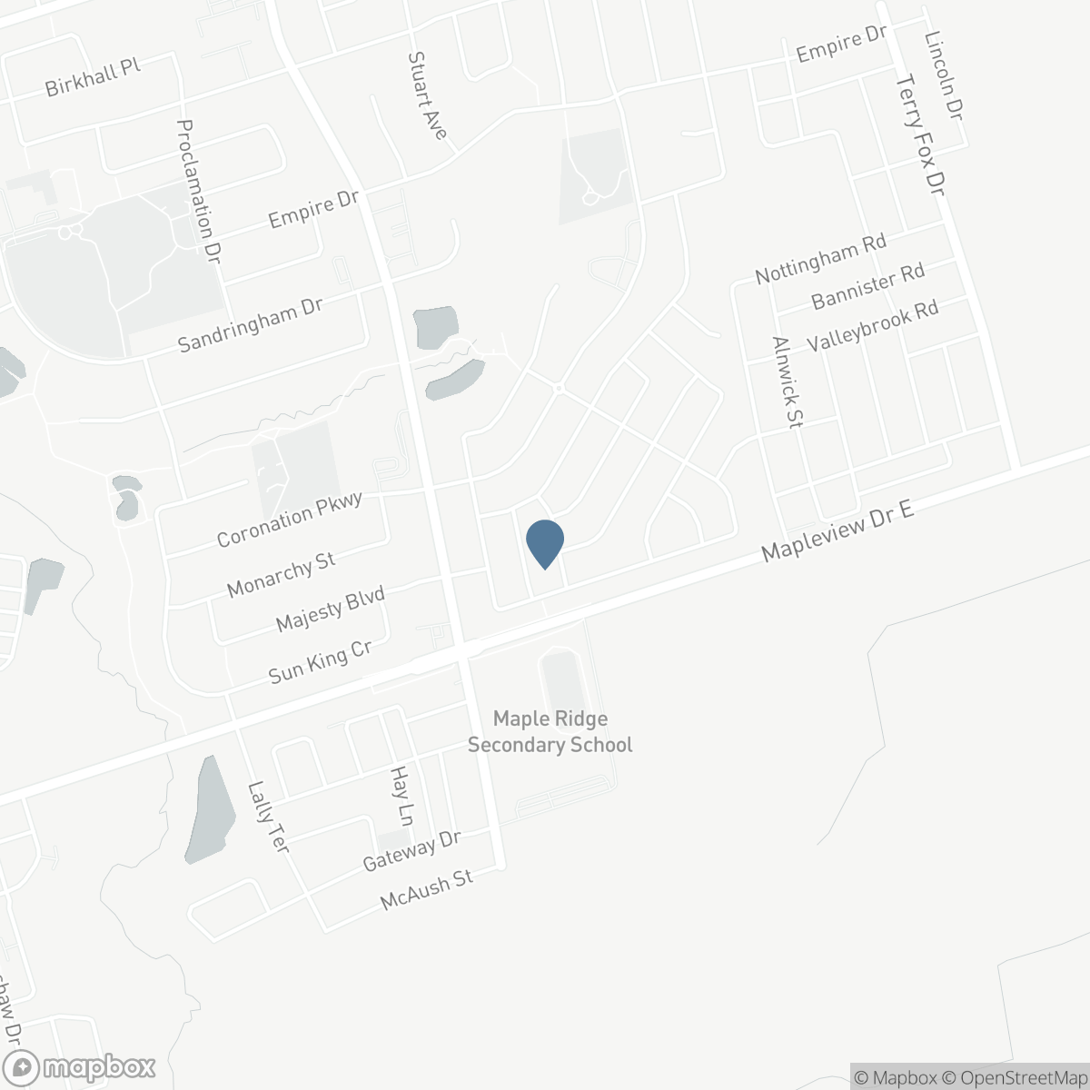 10 SNOWDEN AVENUE, Barrie, Ontario L4M 7H3